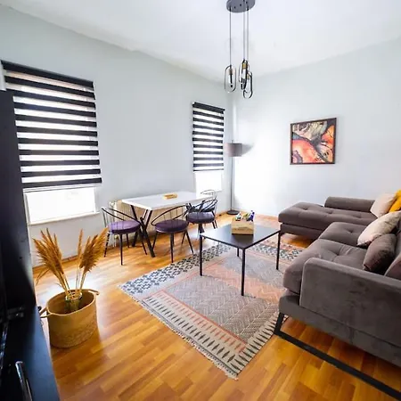 Cozy Loft - Sishane Daire